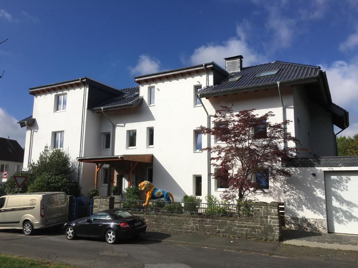 Stadtvilla Intzeplatz - Apartment Borkum Remscheid Exterior photo